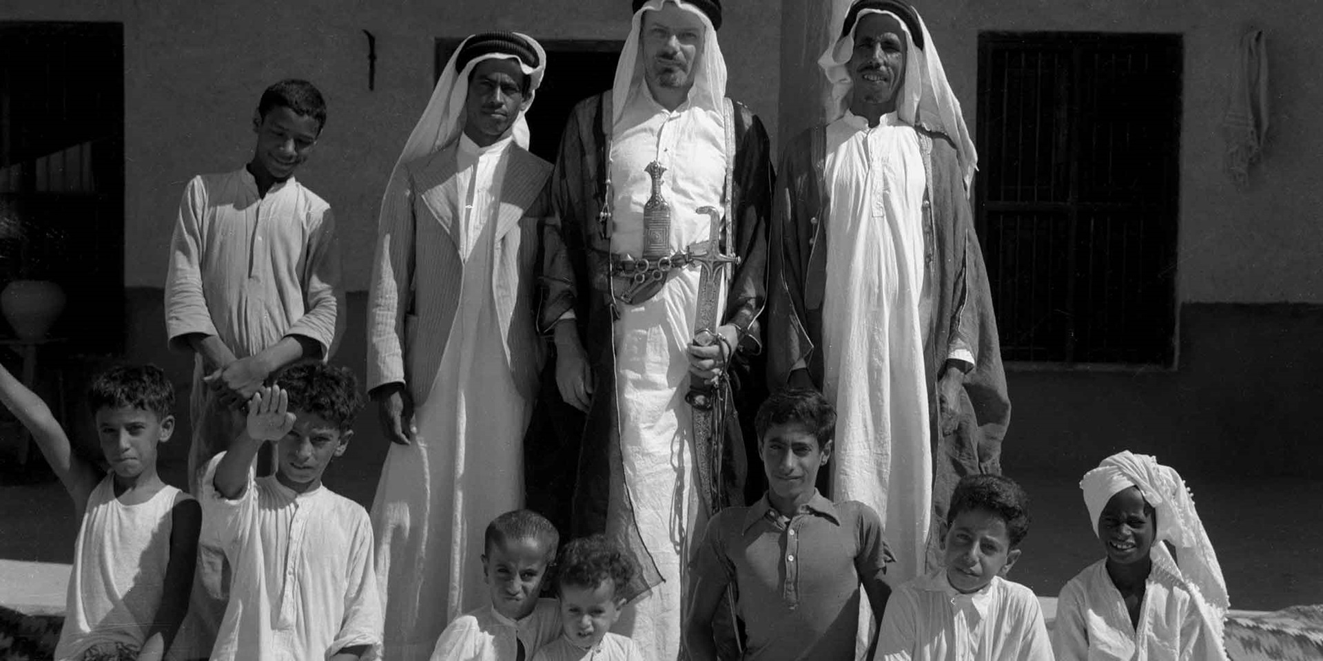 Alan Villiers with friends in Kuwait, 1939 Collection: National Maritime Museum, Greenwich, London