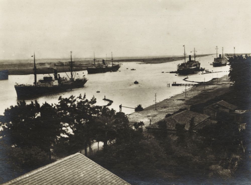 Four vessels in the Suez Canal, 1936. ANMM Collection Gift from P&O ANMS0024[065]