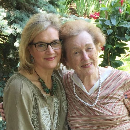 June Edelman (right) with her daughter Meredith Raffel