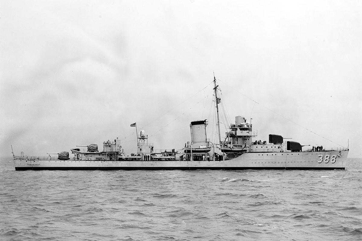 USS Helm, circa 1937-39. Image: USA National Archives.