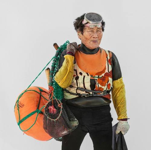 Her Kyungsuk, Hamo Jeju, 2014. Photographer Hyungsun Kim. Image courtesy of the artist and the Korean Cultural Centre Australia